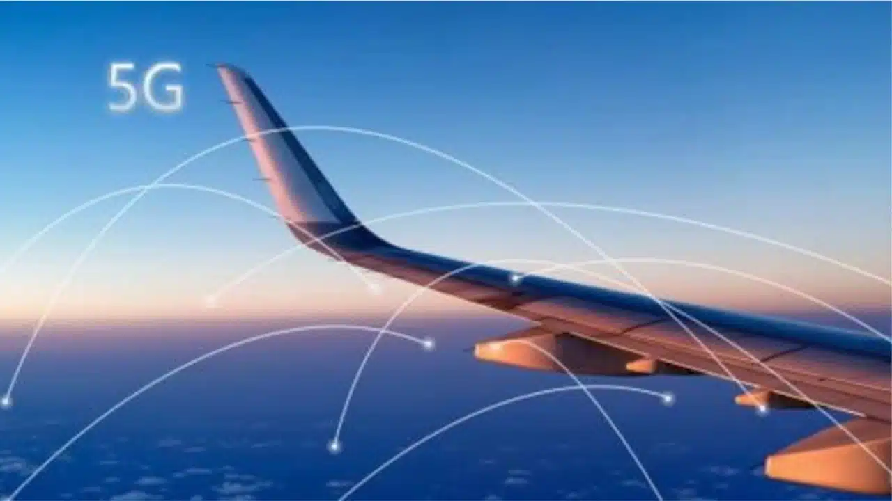 Mund të përdorni telefonin tuaj në avion, KE miraton përdorimin e 5G në fluturim