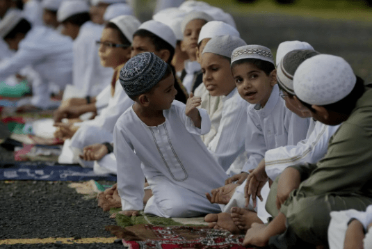 Si jetonin fëmijët në kohën e Profetit ﷺ?